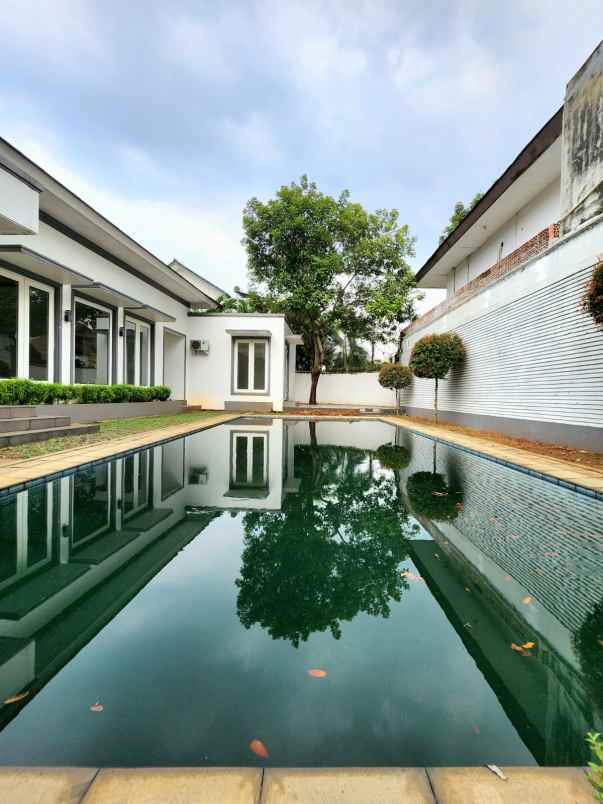 dijual rumah jalan raya bangka kemang