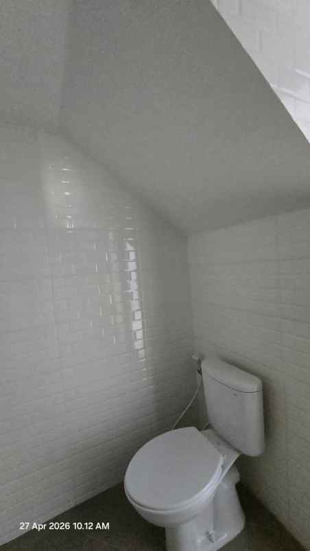dijual rumah jalan raya jatimulya