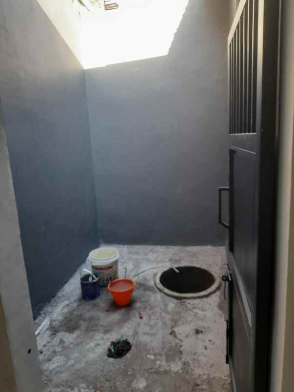 dijual rumah jalan raya krian sidoarjo