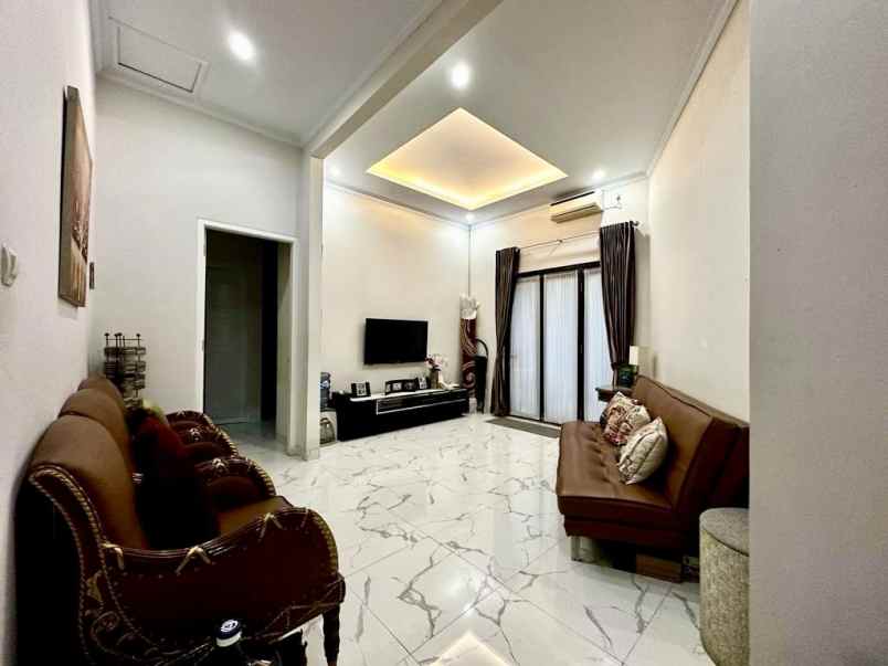 dijual rumah jalan sarpa