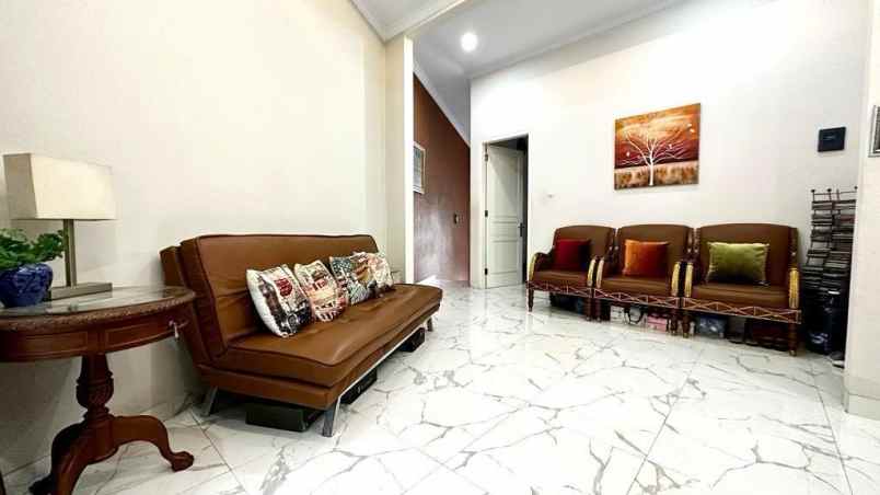 dijual rumah jalan sarpa