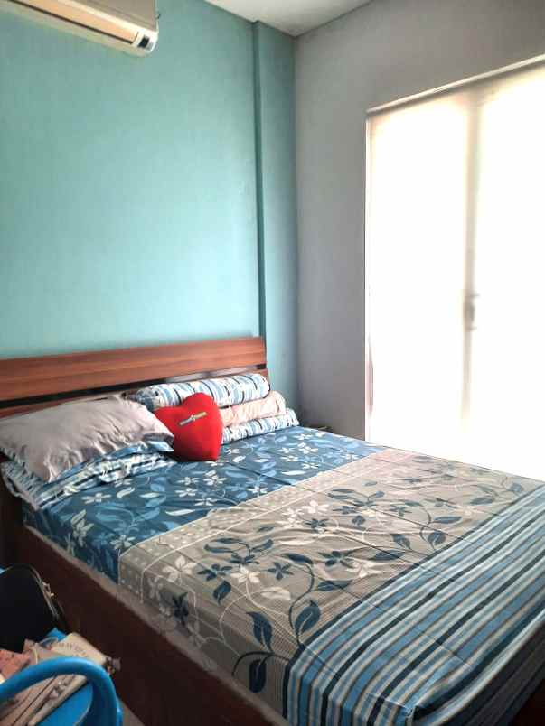 dijual rumah janur kuning residence