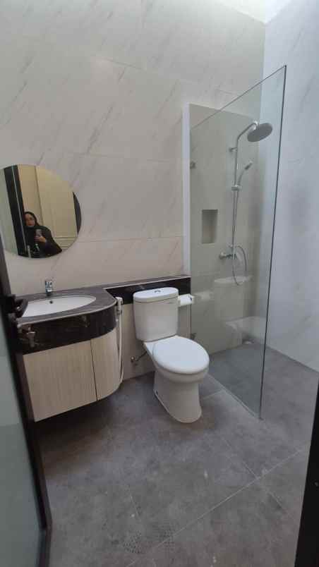 dijual rumah janur kuning residence