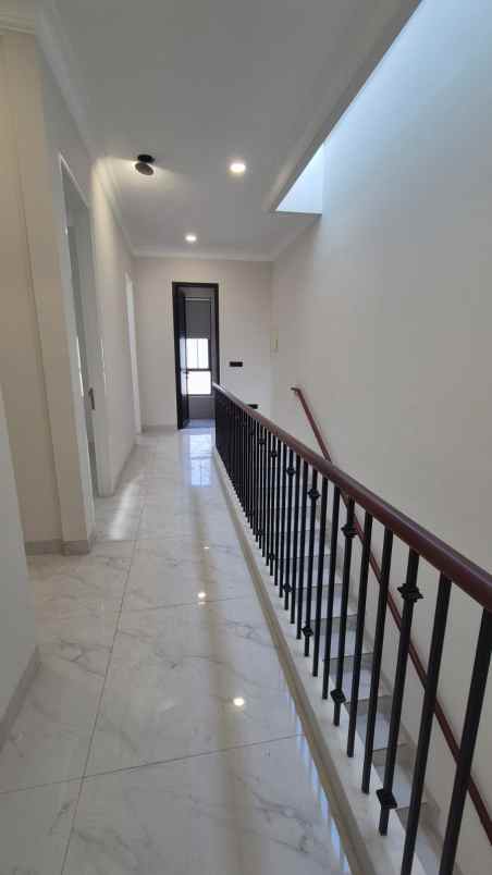 dijual rumah janur kuning residence