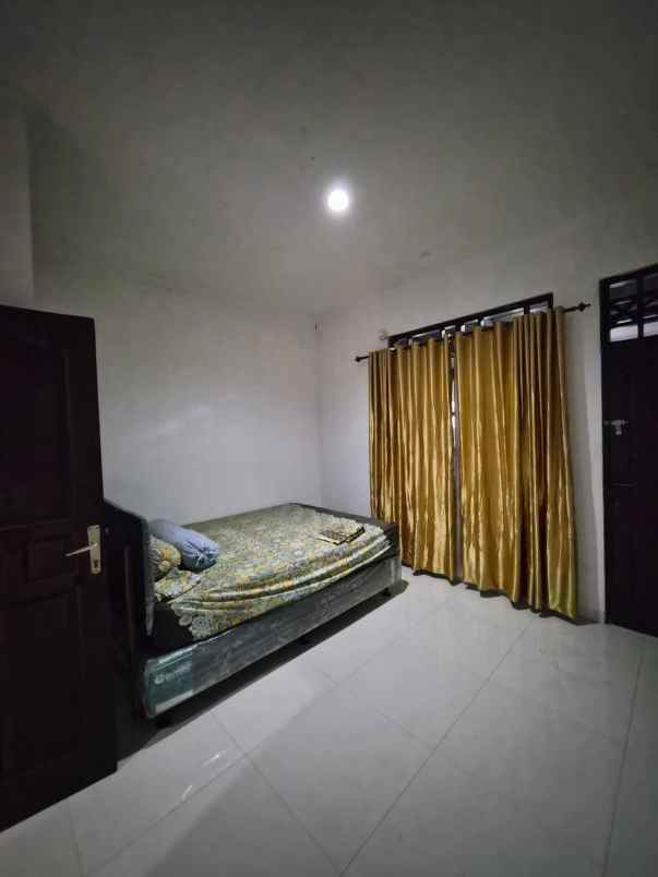 dijual rumah jatibening