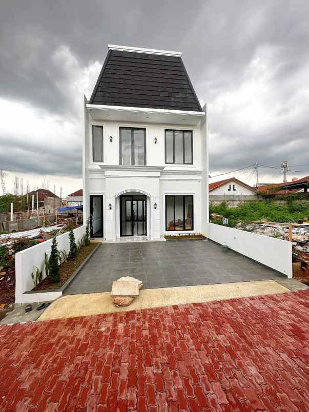 dijual rumah jatibening