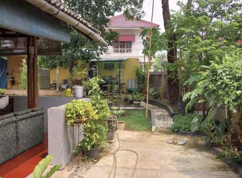 dijual rumah jaticempaka kec pondok