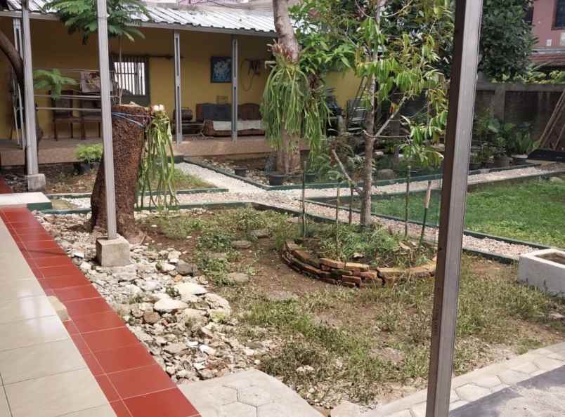 dijual rumah jaticempaka kec pondok