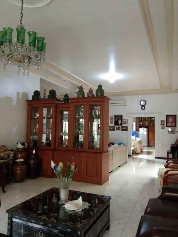 dijual rumah jl almustaqim no 66