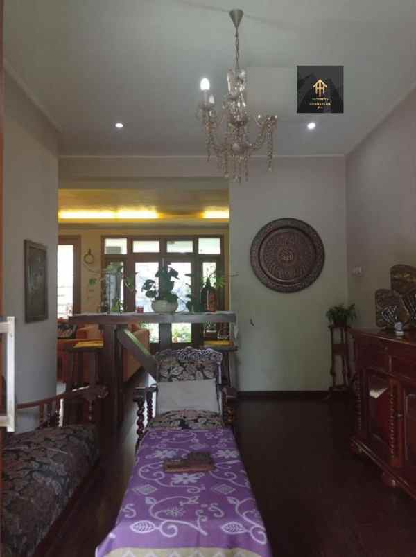 dijual rumah jl antapani buah batu