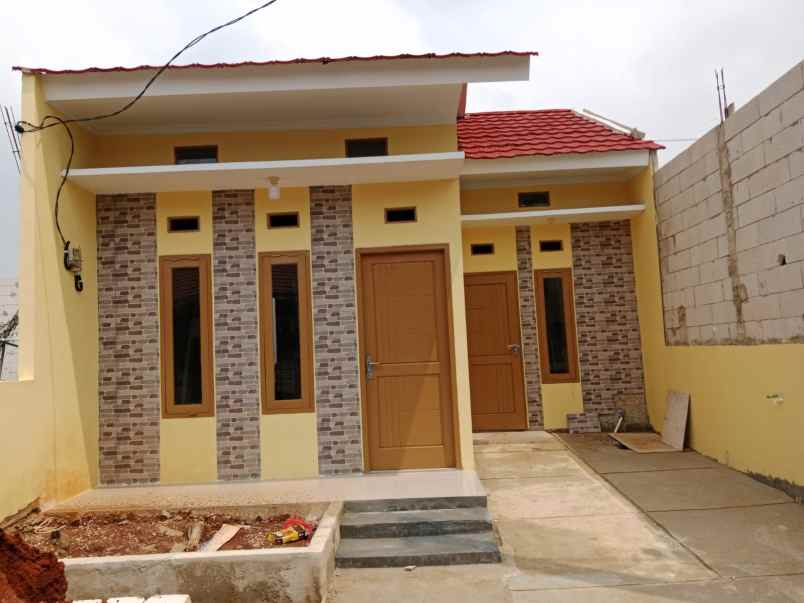 dijual rumah jl buwek raya