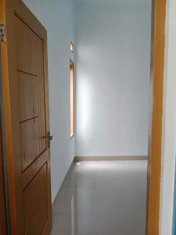 dijual rumah jl buwek raya