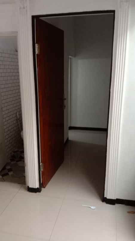 dijual rumah jl cipinang muara duren