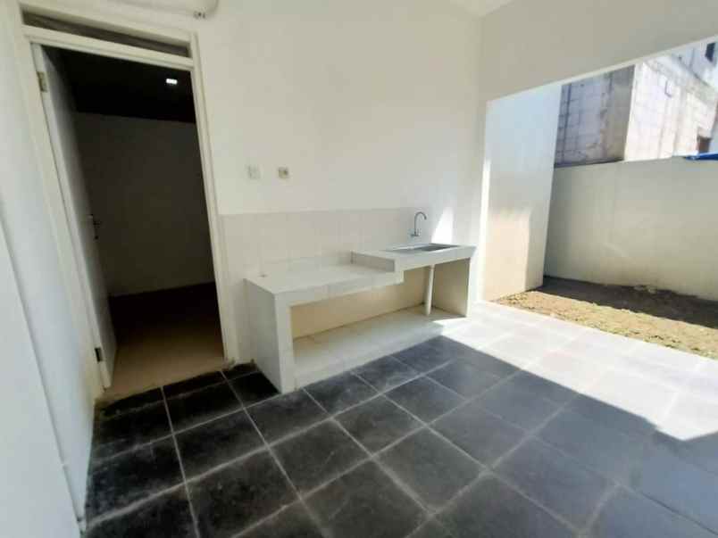 dijual rumah jl elo klitik geneng ngawi