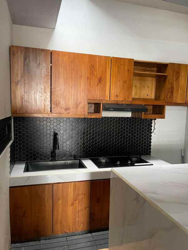 dijual rumah jl h taip