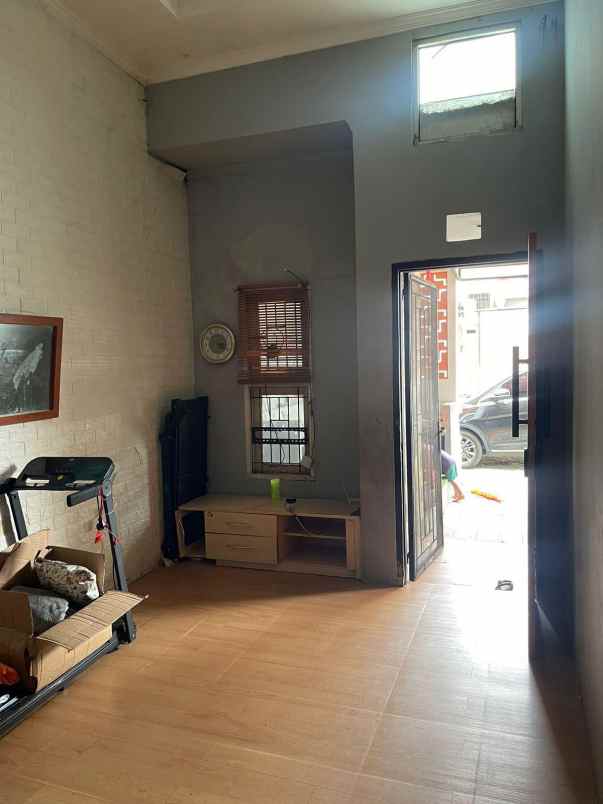 dijual rumah jl h taip