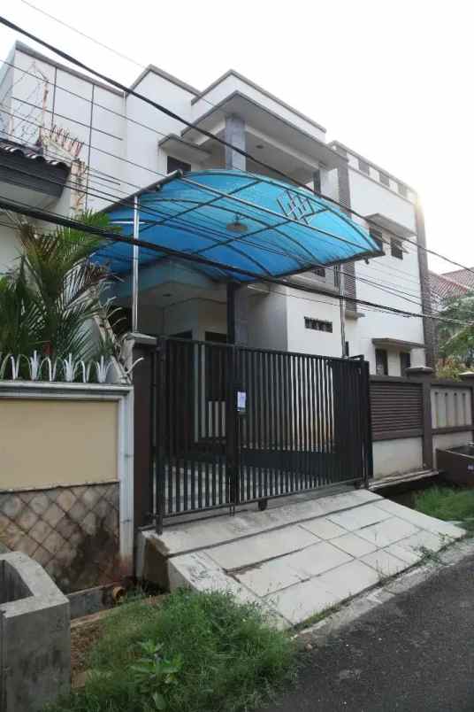 Rumah Dijual Hook Di Komplek Pondok Kelapa Jakarta Timur