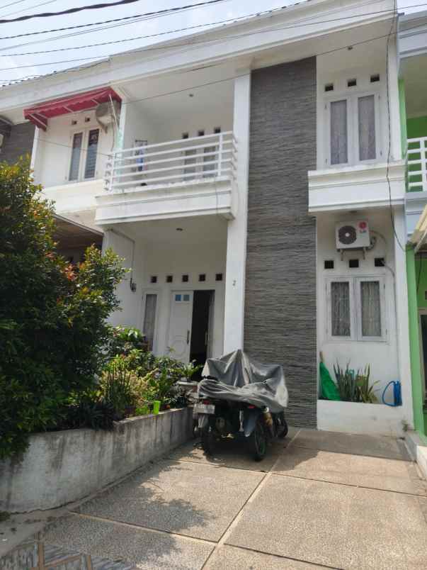 Over Kredit 100juta Rumah 2 Lantai Di Margo Residence Sukmajaya Depok