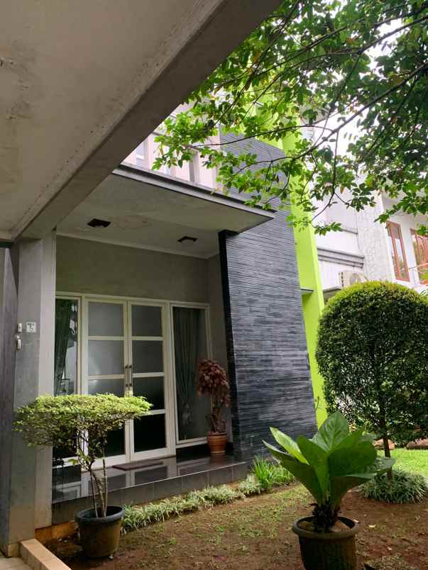 dijual rumah jl komplek kemang pratama