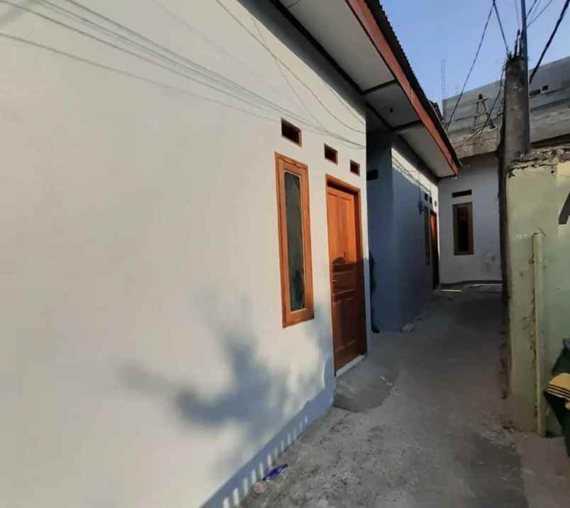 dijual rumah jl kp gandaria no 119 rt 2