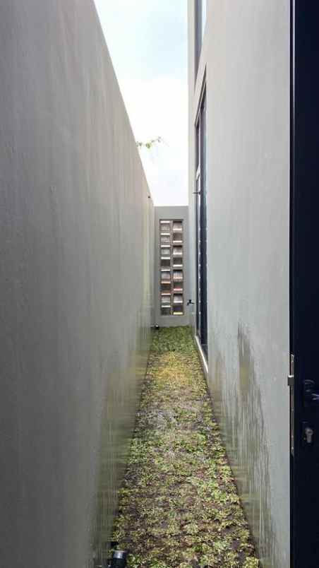 dijual rumah jl ligar mulia dago bandung