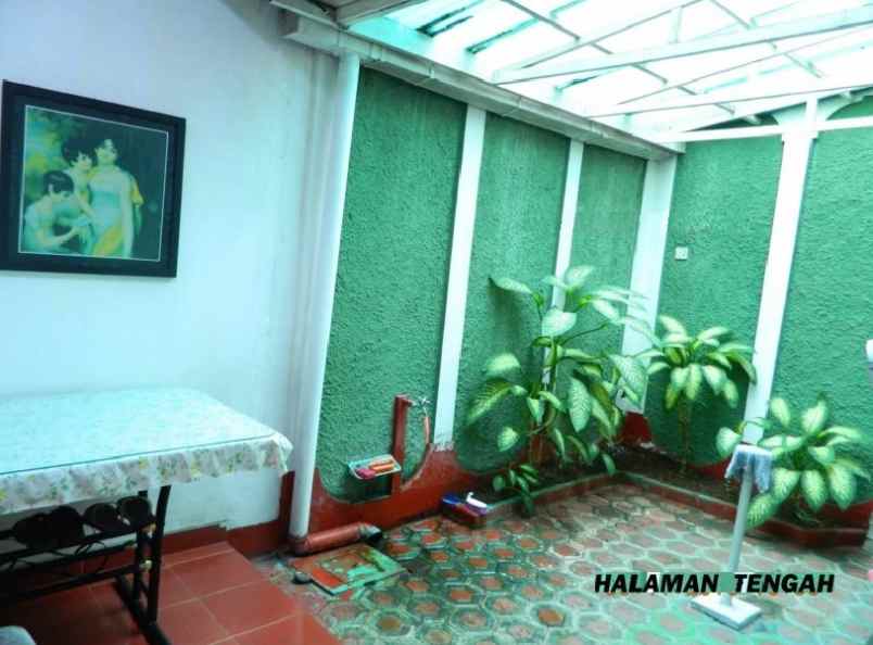 dijual rumah jl margonda raya