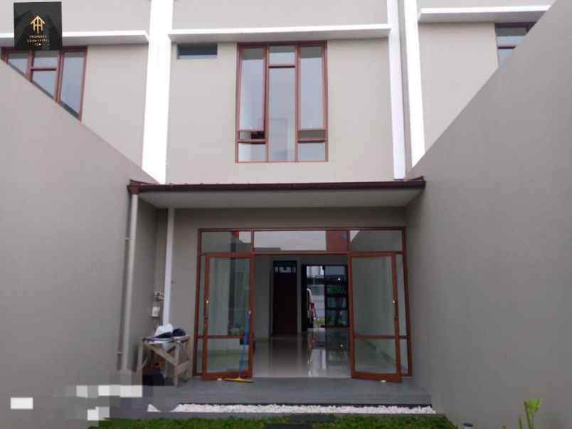 dijual rumah jl mekar wangi moh toha