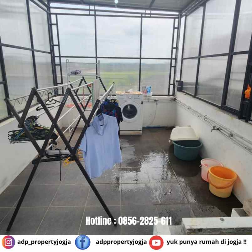 dijual rumah jl parangtritis