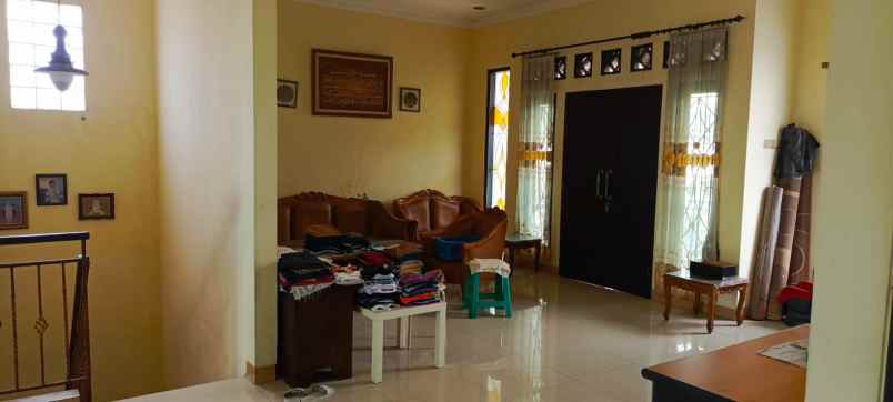 dijual rumah jl peninggilan utara