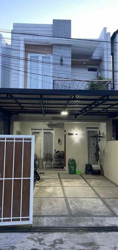 dijual rumah jl purbalarang arcamanik