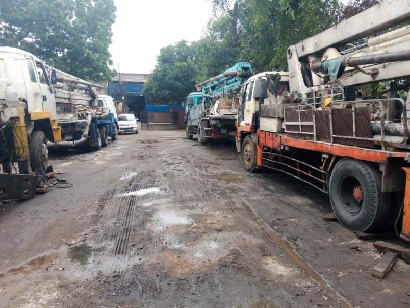 dijual rumah jl raya krannggan