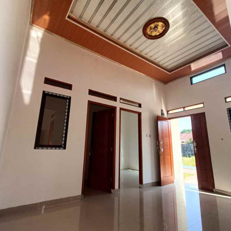 dijual rumah jl raya pemuda
