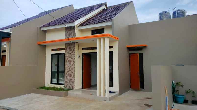 dijual rumah jl raya pemuda