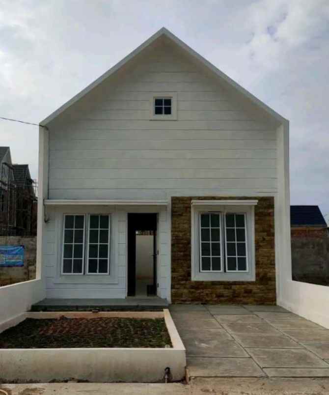 dijual rumah jl tj barangan