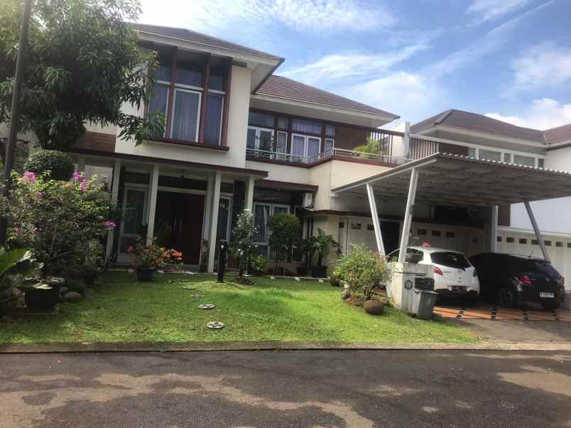 dijual rumah jl wisata utama ciangsana
