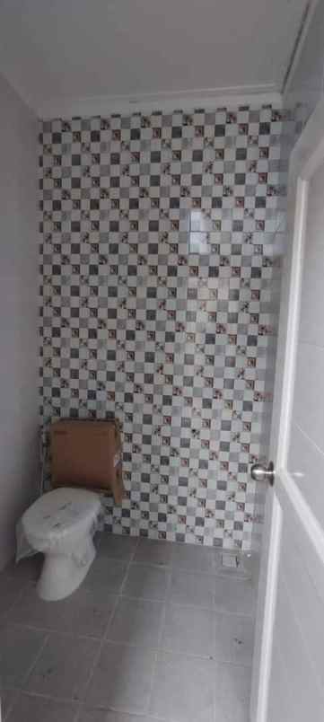 dijual rumah jln pahlawan