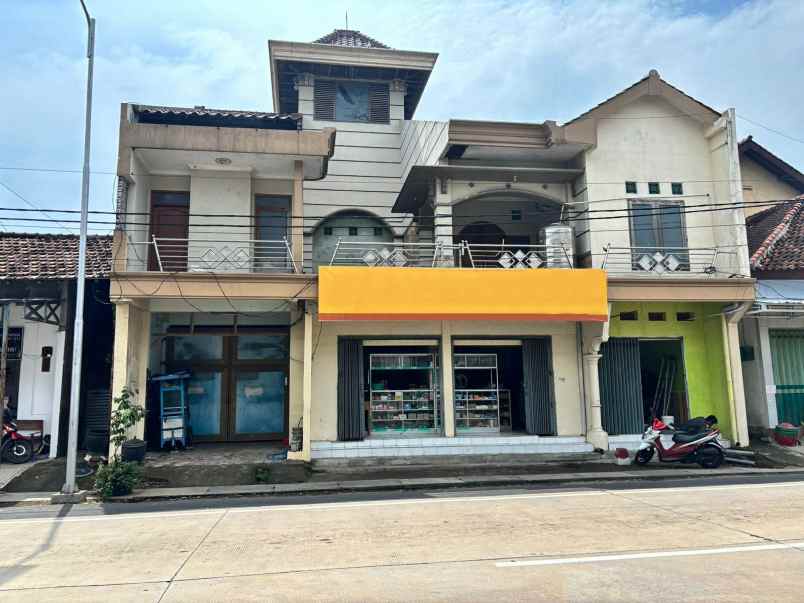dijual rumah jongbiru kec gampengrejo