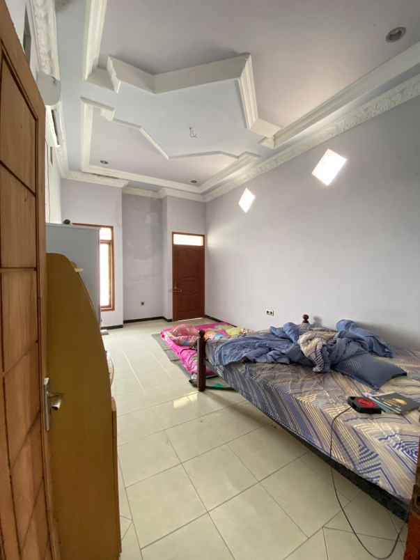 dijual rumah jongbiru kec gampengrejo