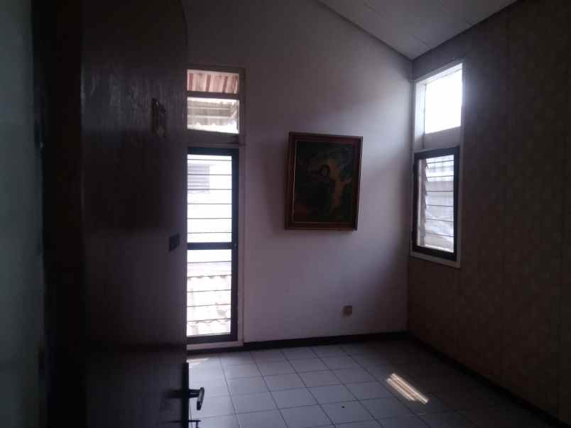 dijual rumah kabling polri