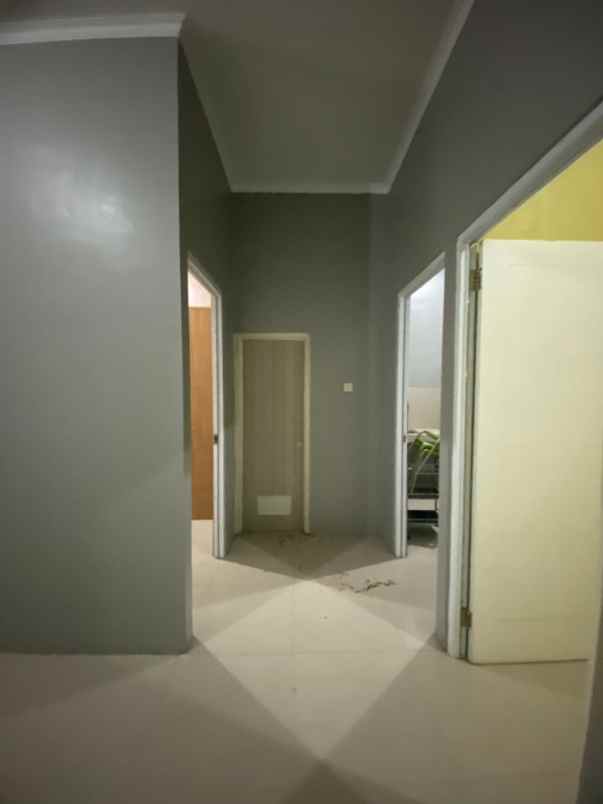 dijual rumah kalibaru cilodong depok