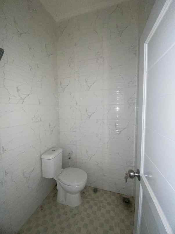 dijual rumah kalibaru cilodong depok