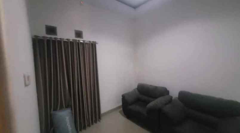 dijual rumah kaliurang km 11