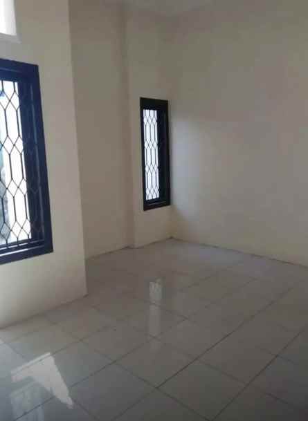 dijual rumah karang asem
