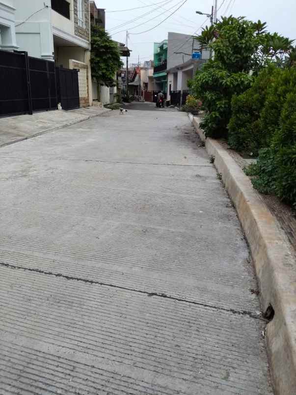 dijual rumah kav dki pondok kelapa