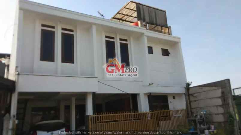 dijual rumah kawaluyaan indah