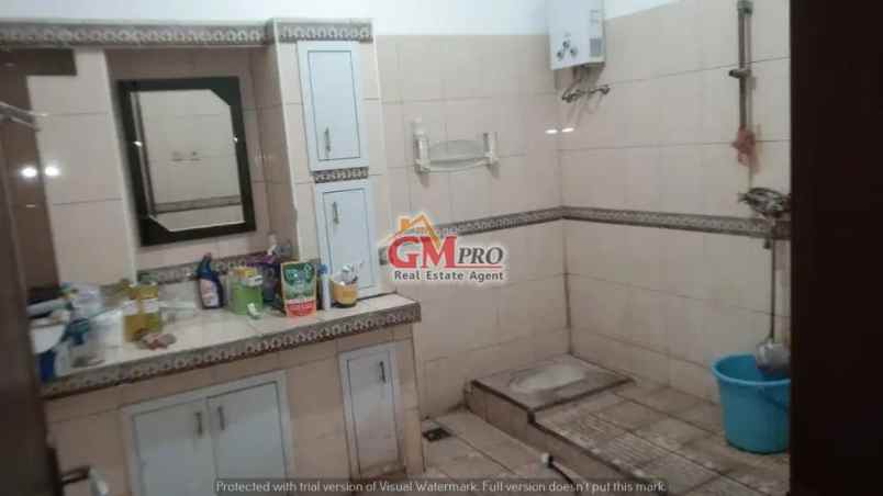 dijual rumah kawaluyaan indah