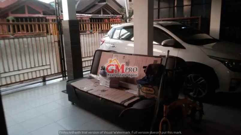 dijual rumah kawaluyaan indah