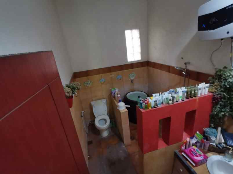 dijual rumah kebonsari