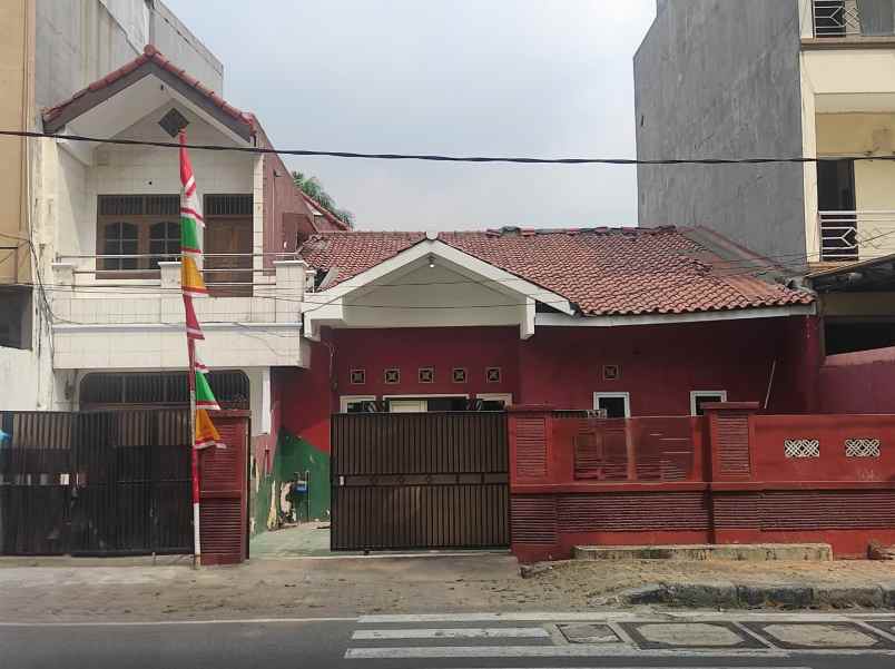 dijual rumah kelnder duren sawit