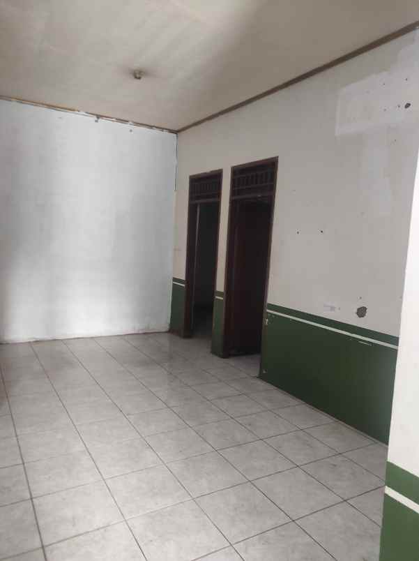 dijual rumah kelnder duren sawit